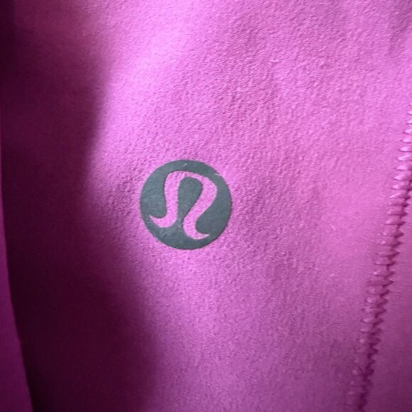Lululemon Mist Over Windbreaker - Picture 6 of 9